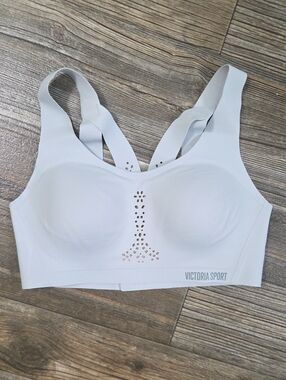 Victoria's Secret White Victoria Sport Seamless High Support Sports Bra